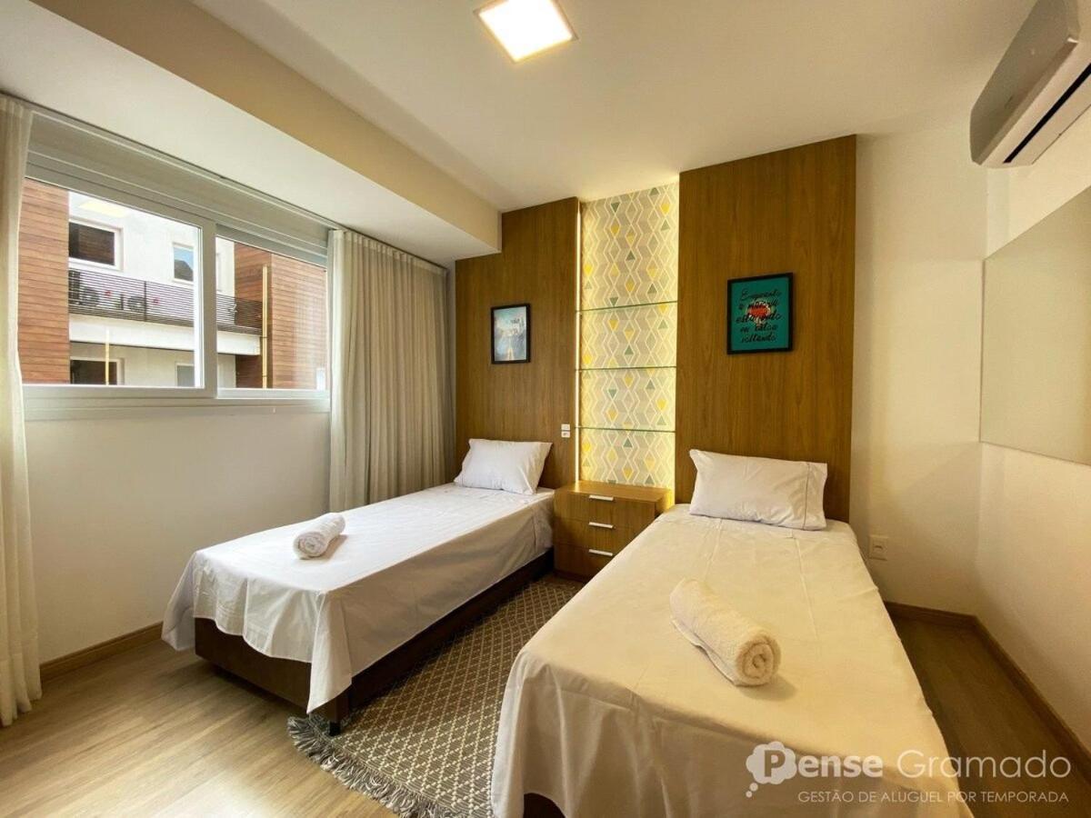 Apartamento 2 Suites - 650M Da Rua Coberta Грамаду Экстерьер фото