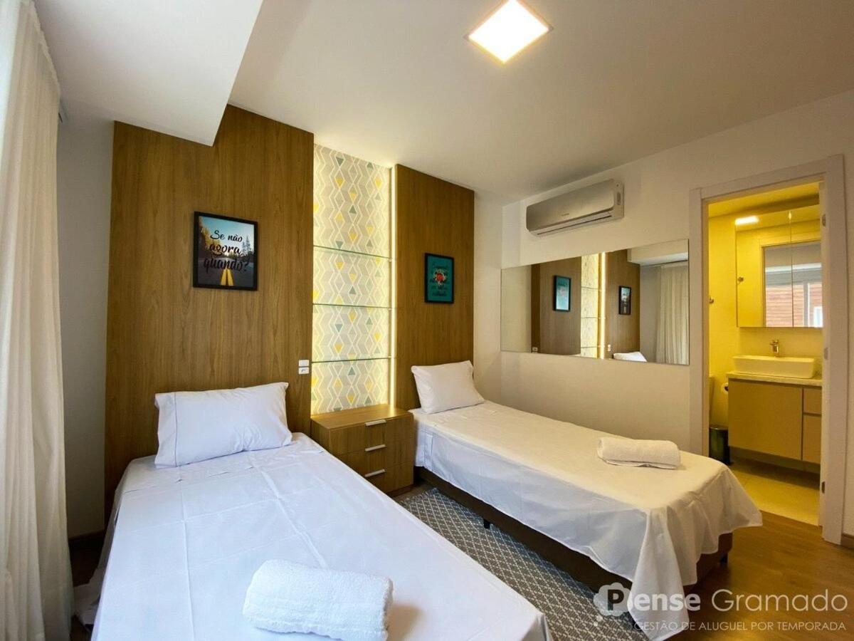 Apartamento 2 Suites - 650M Da Rua Coberta Грамаду Экстерьер фото