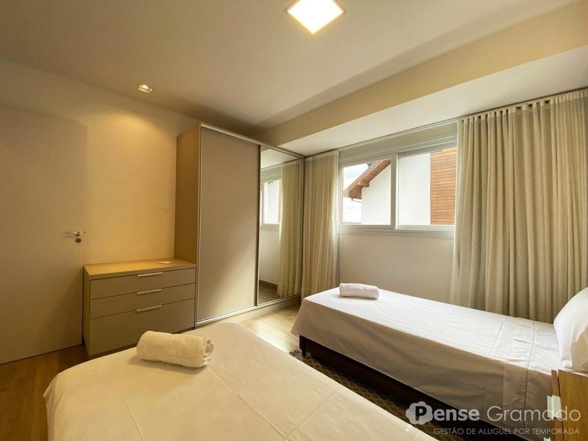 Apartamento 2 Suites - 650M Da Rua Coberta Грамаду Экстерьер фото