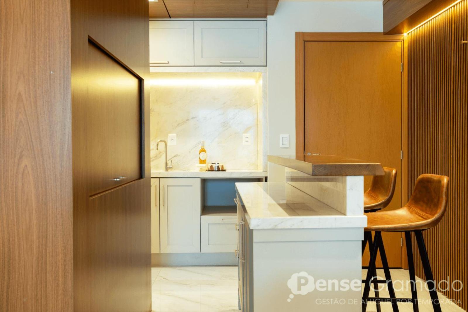 Apartamento 2 Suites - 650M Da Rua Coberta Грамаду Экстерьер фото