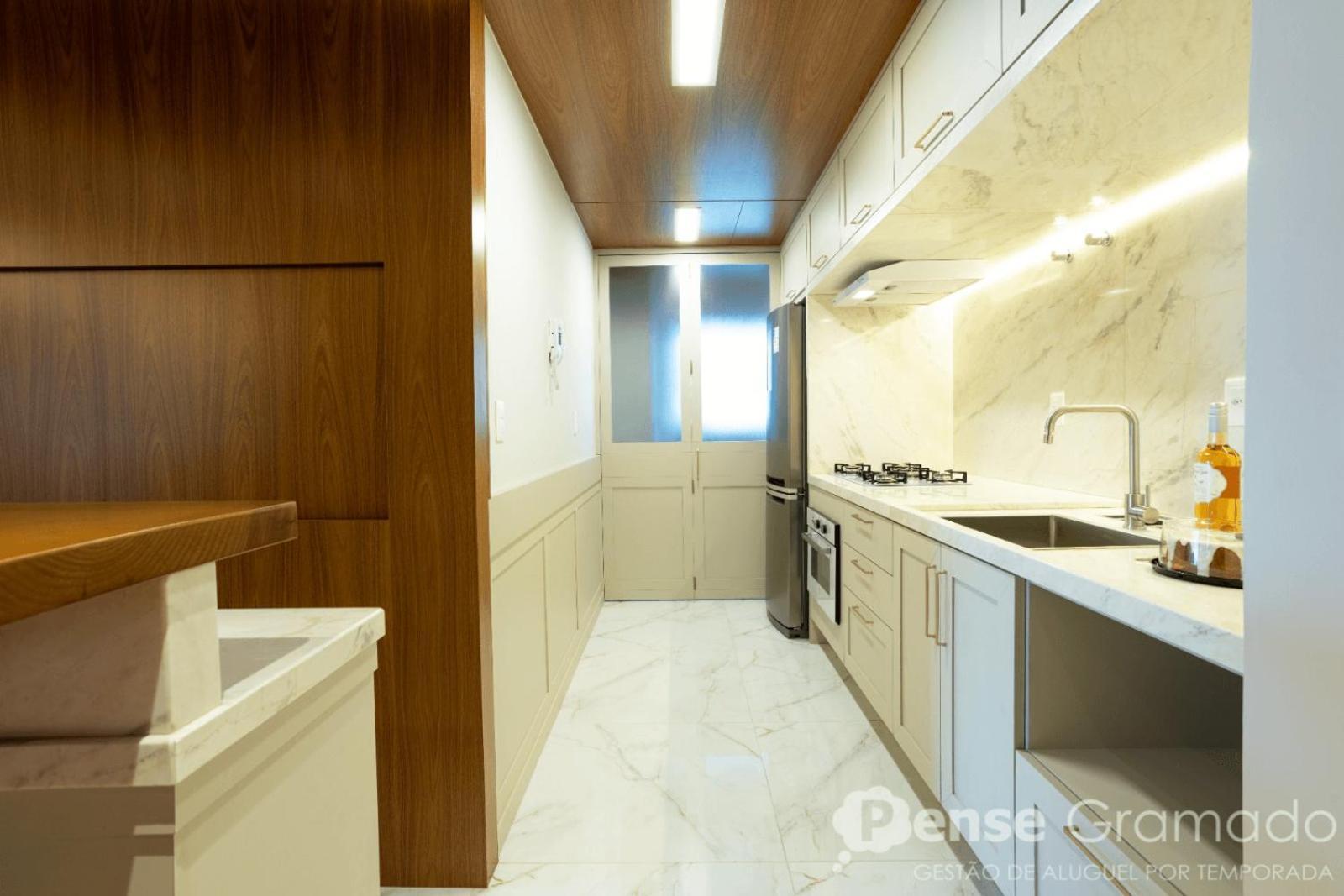 Apartamento 2 Suites - 650M Da Rua Coberta Грамаду Экстерьер фото